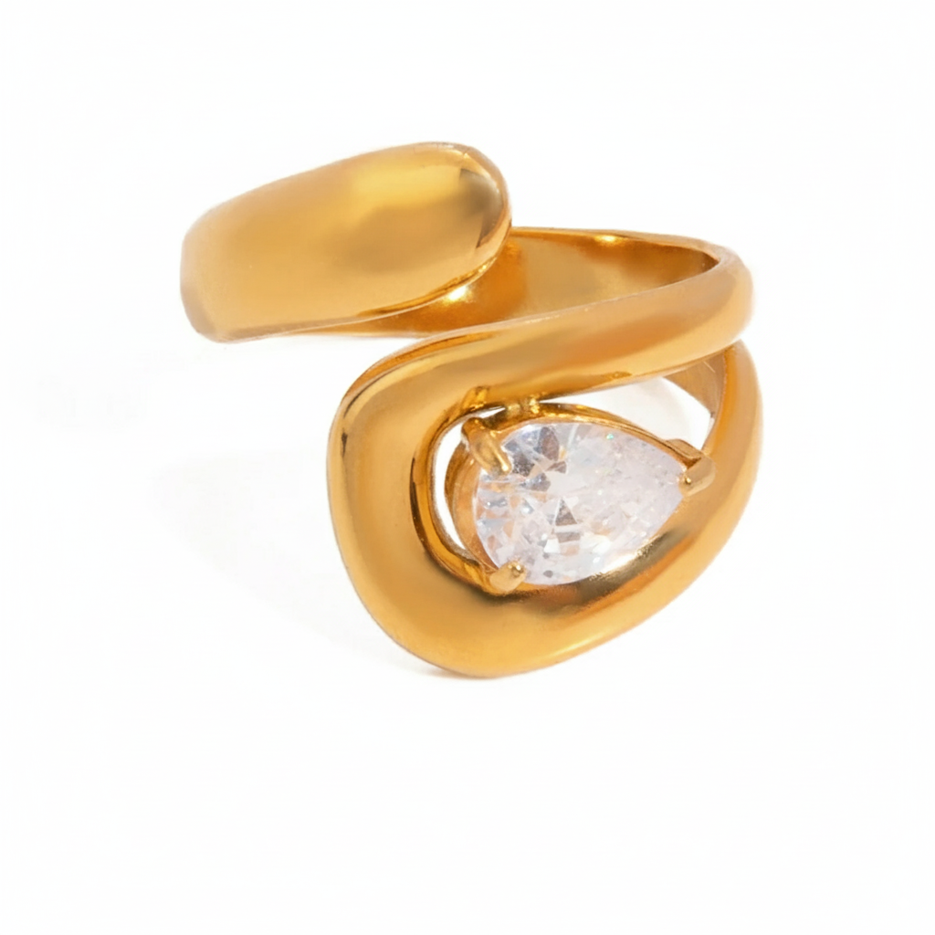Laurel Ring by Louryx