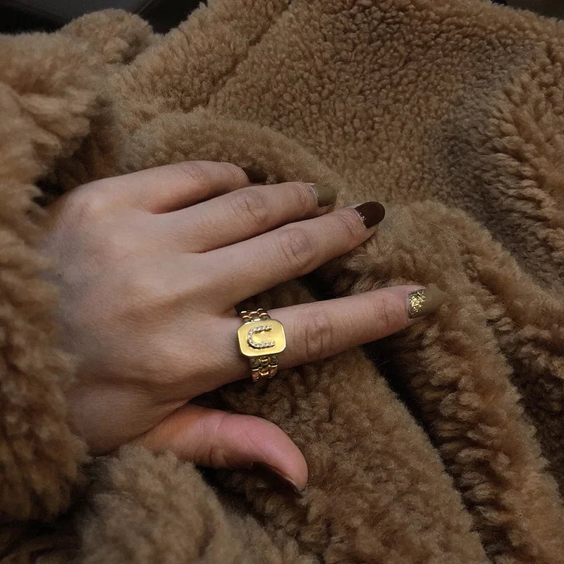 Alessia Ring by Louryx