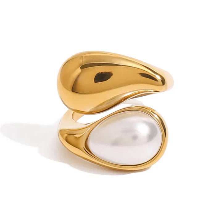 Arabella Ring by Louryx