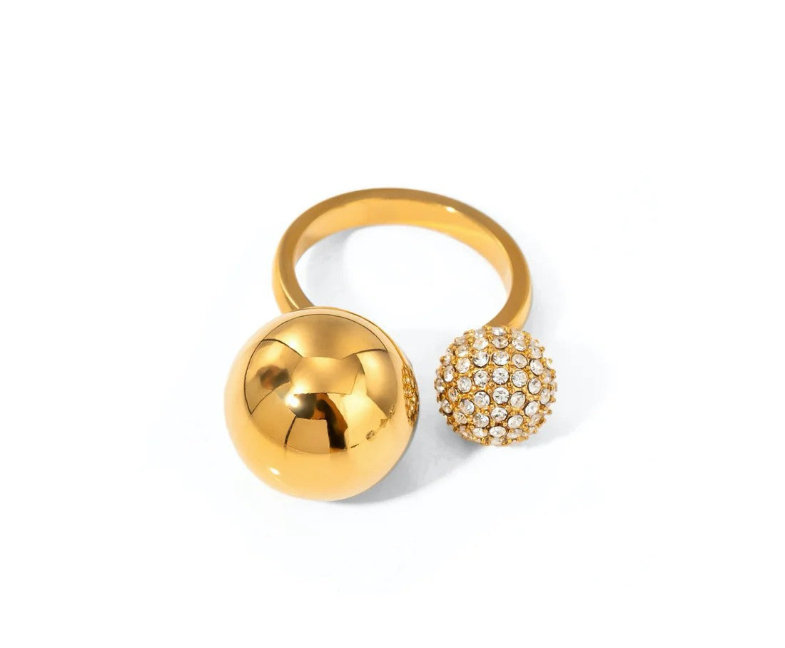Jamie Ring by Louryx