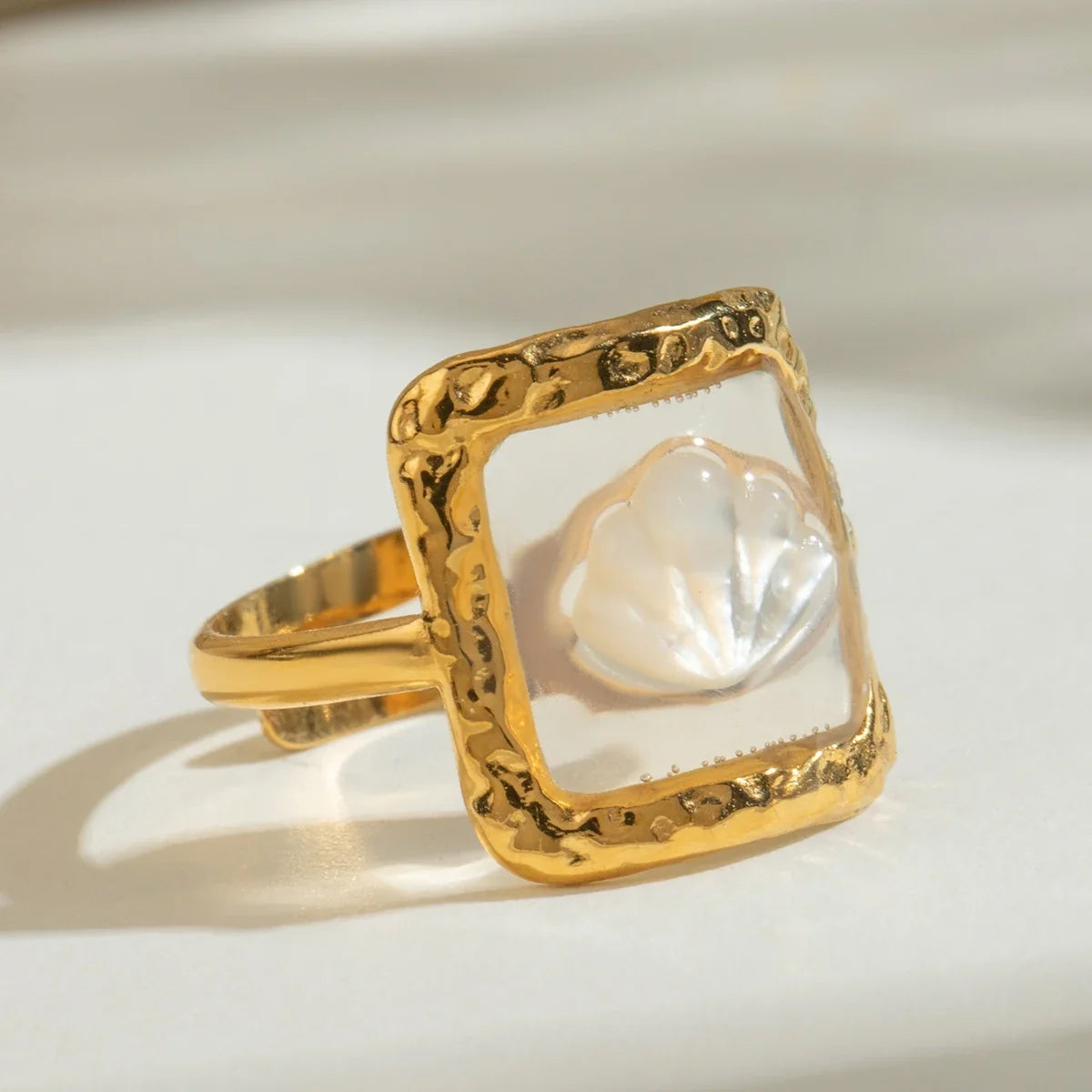 Stevie Ring by Louryx