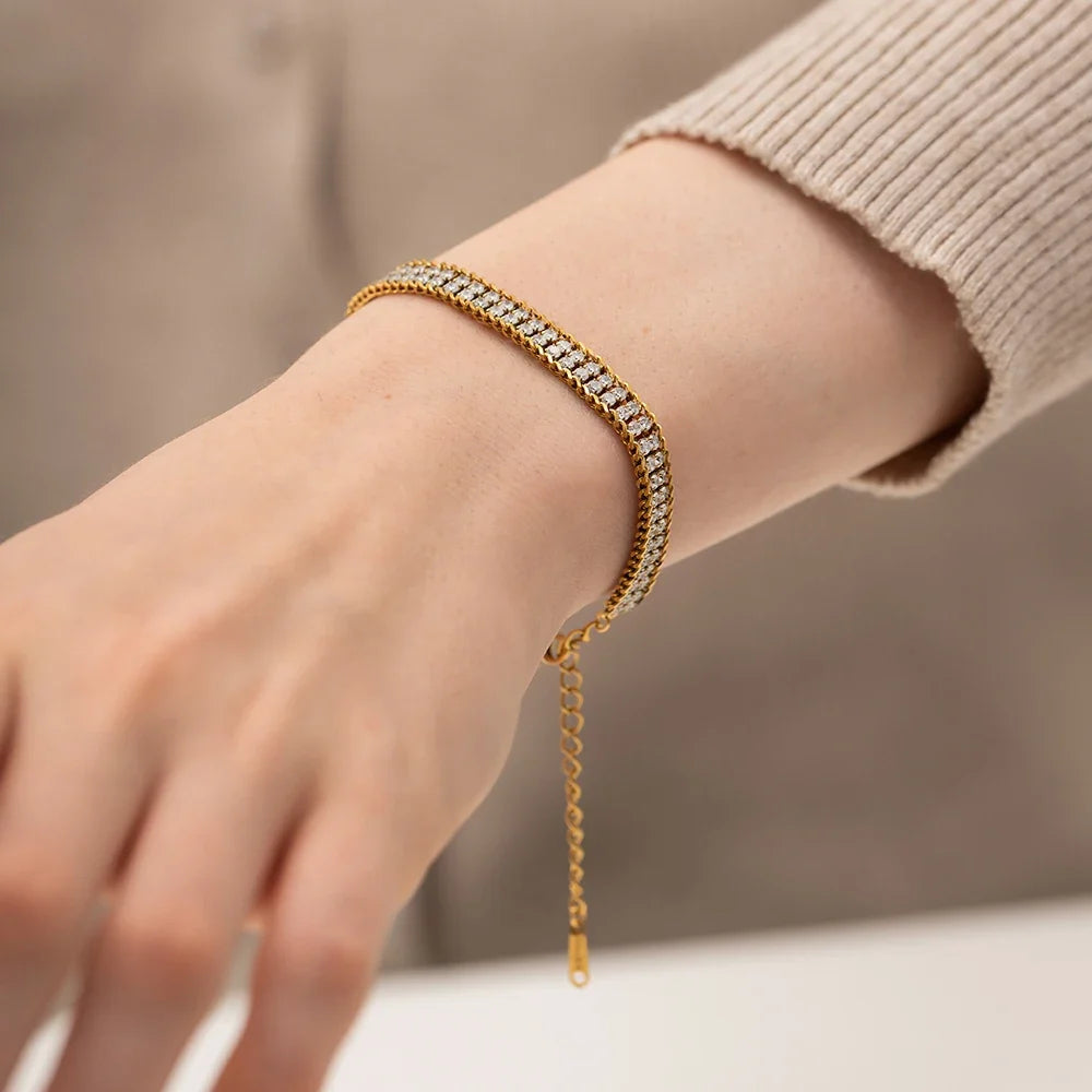Caroline Bracelet by Louryx