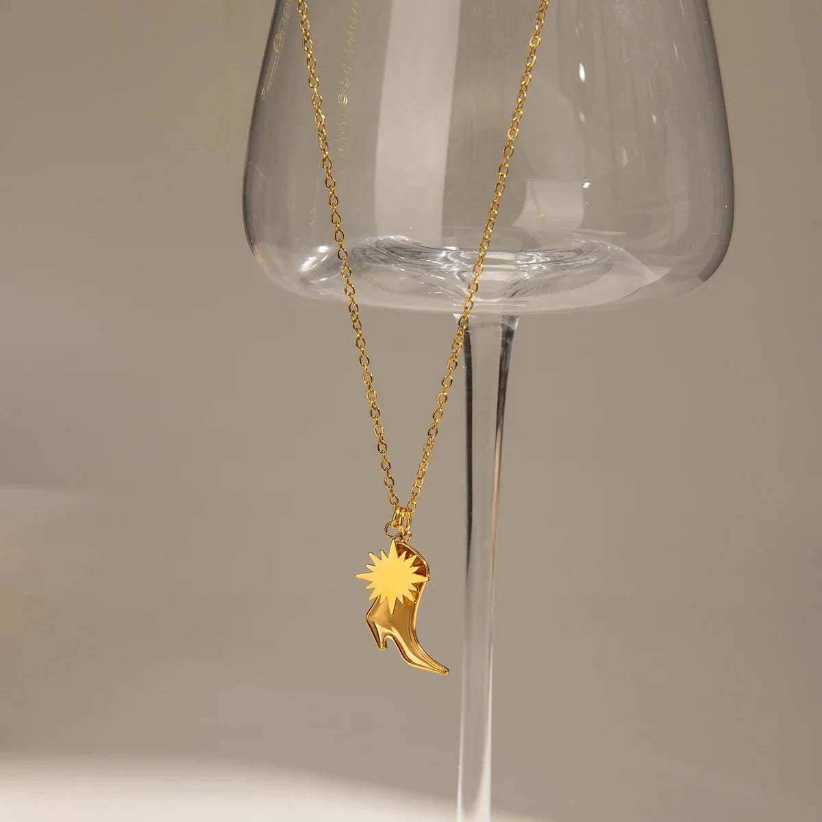 Juniper Necklace by Louryx
