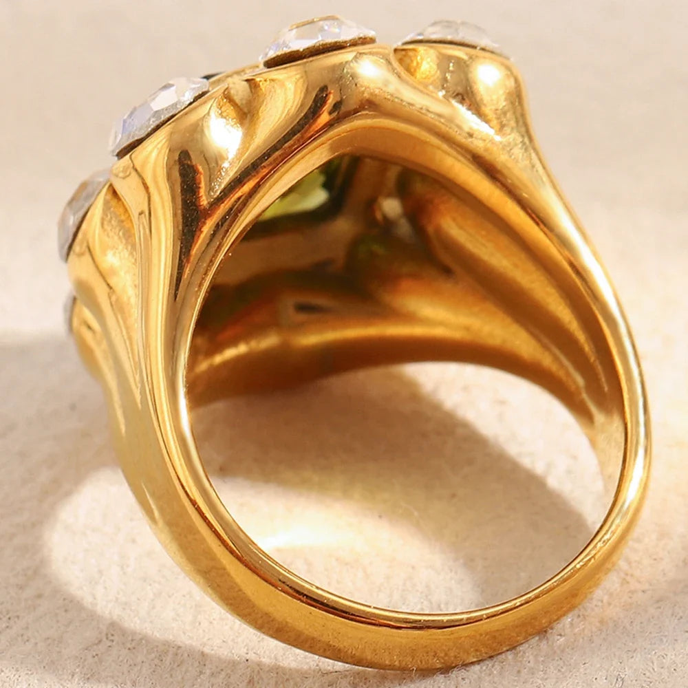 Liliana Ring by Louryx