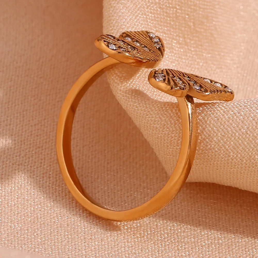 Lola Ring by Louryx