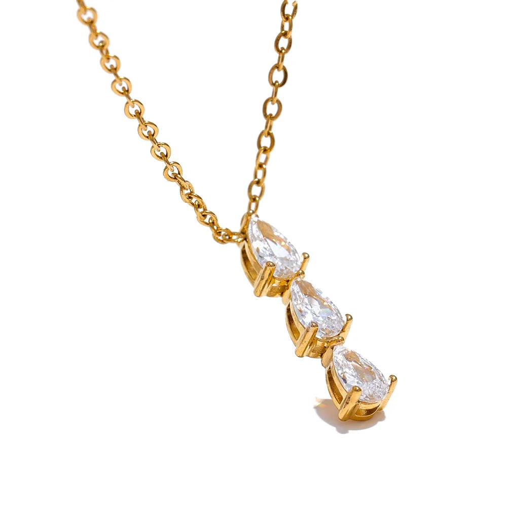 Maddie Necklace by Louryx
