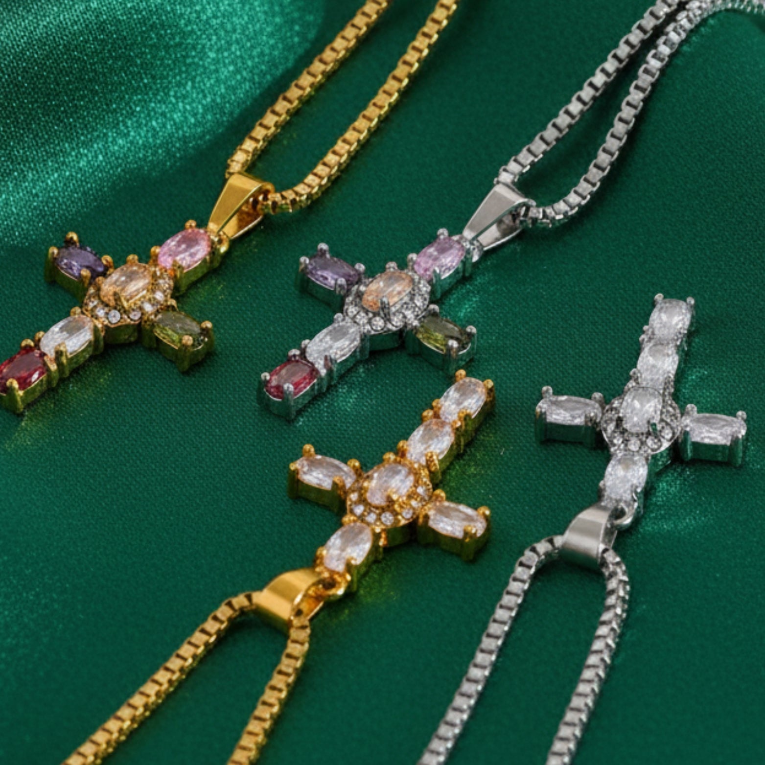 Mary Necklace by Louryx