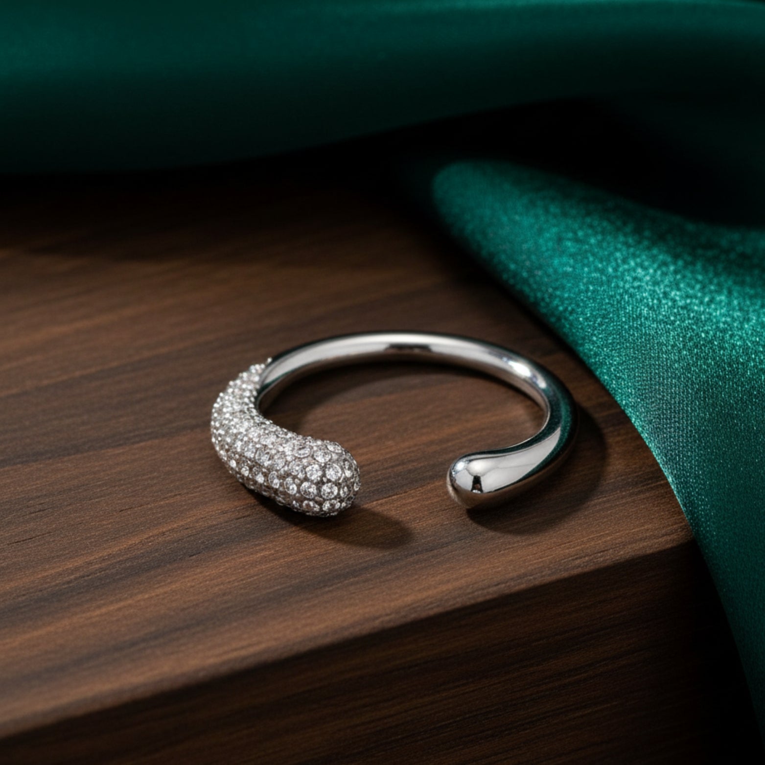 Aileen Ring by Louryx