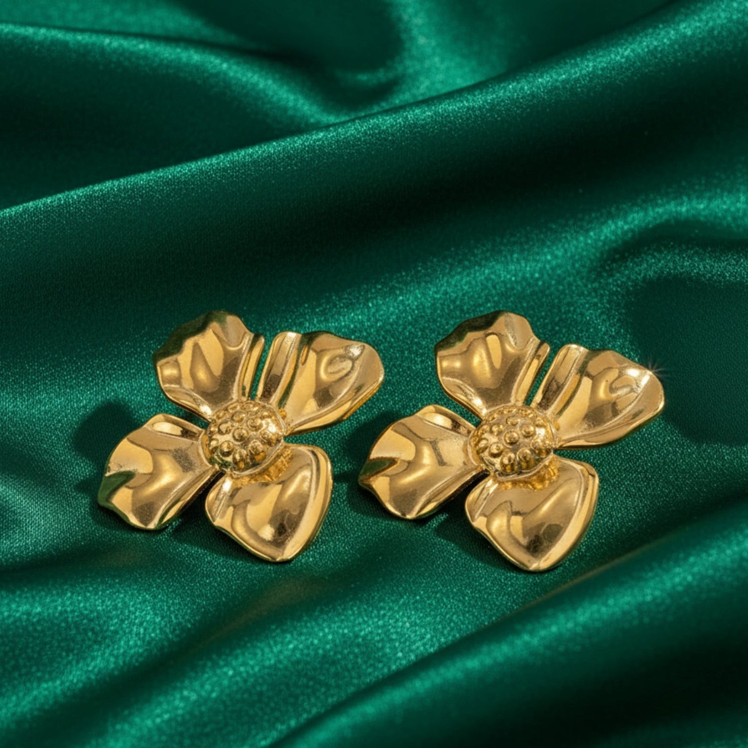 Willa Earrings by Louryx
