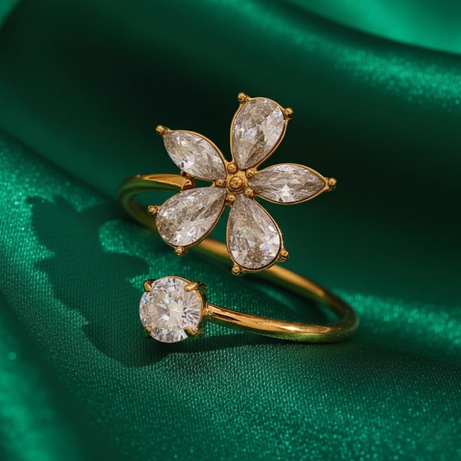 Sydney Ring by Louryx