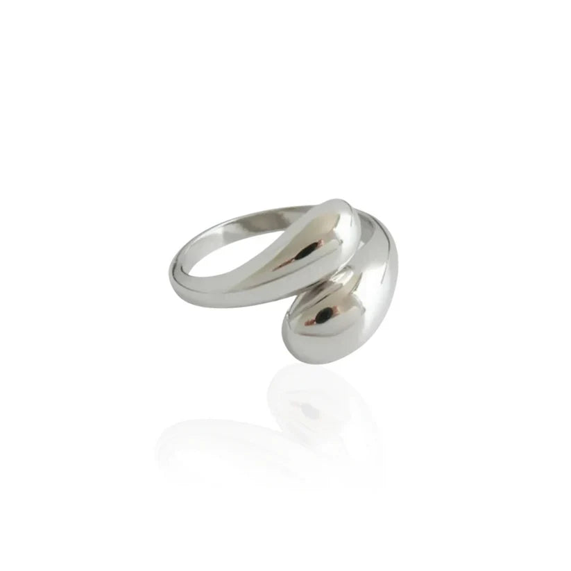 Sariyah Ring by Louryx