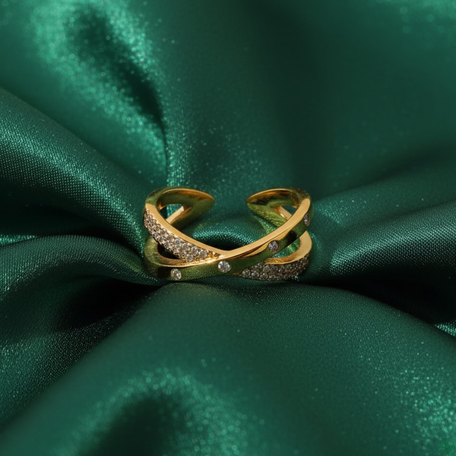 Ainsley Ring by Louryx