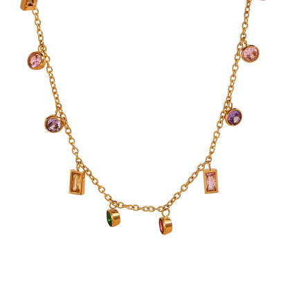 Daisy Necklace by Louryx