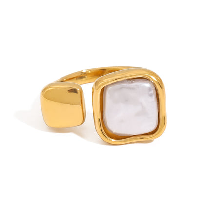 Arabella Ring by Louryx