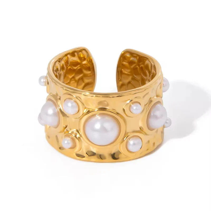Arabella Ring by Louryx