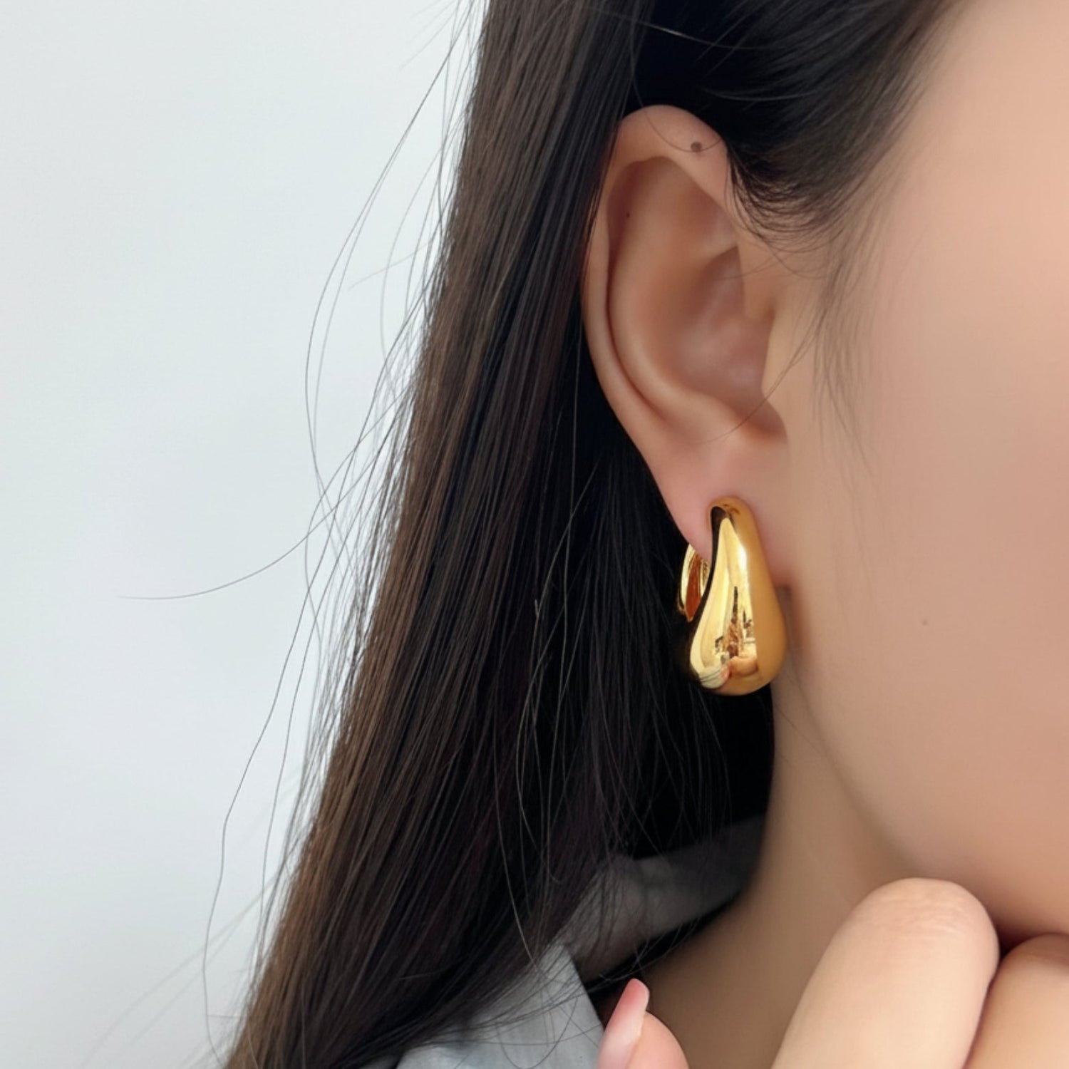 Soraya Earrings by Louryx