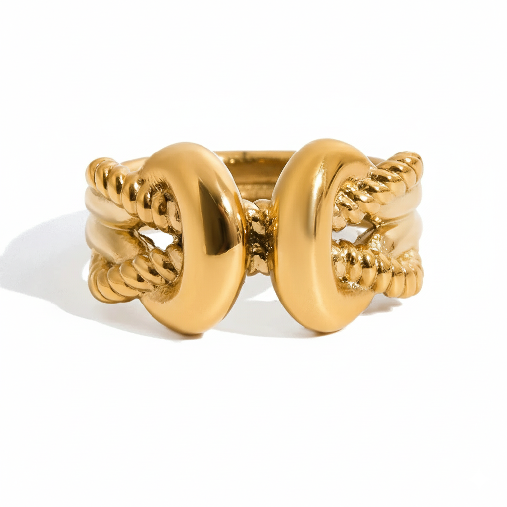 Royalty Ring by Louryx
