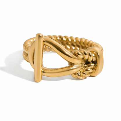 Royalty Ring by Louryx