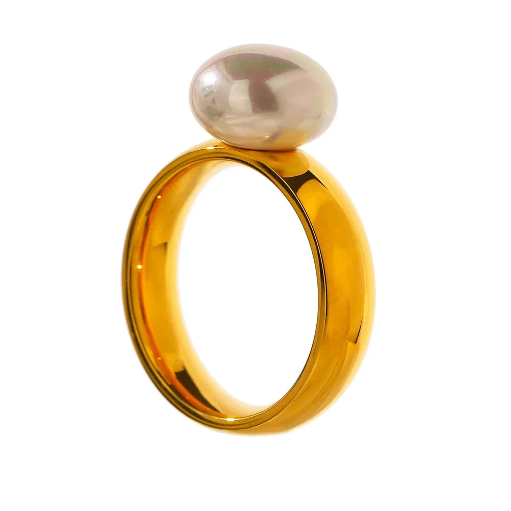 Kaiya Ring by Louryx