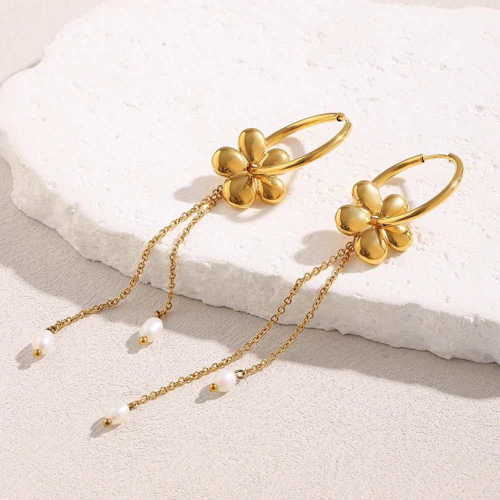 Lennon Earring by Louryx