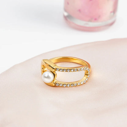 Isabella Ring by Louryx