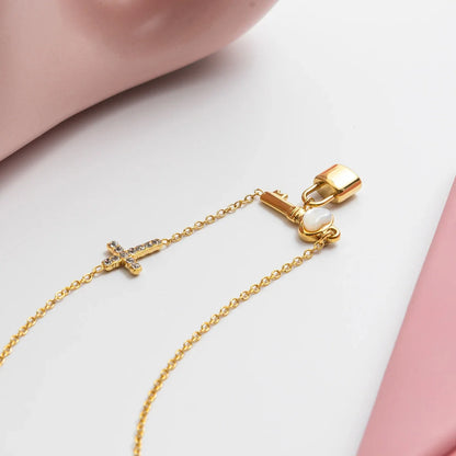 Natalie Necklace by Louryx