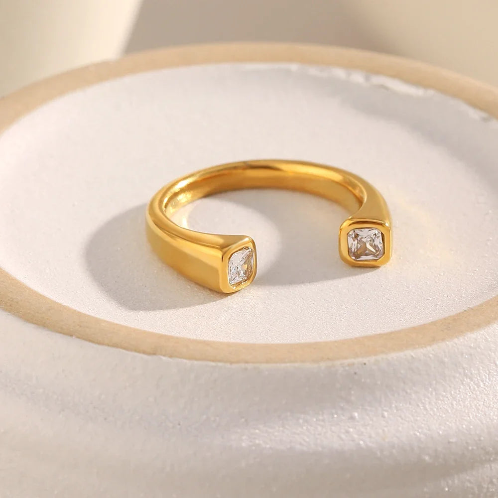Amy Ring by Louryx