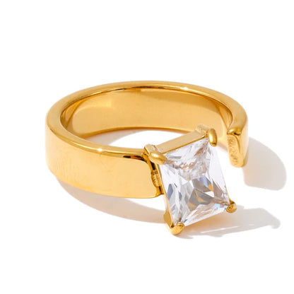 Inaya Ring by Louryx