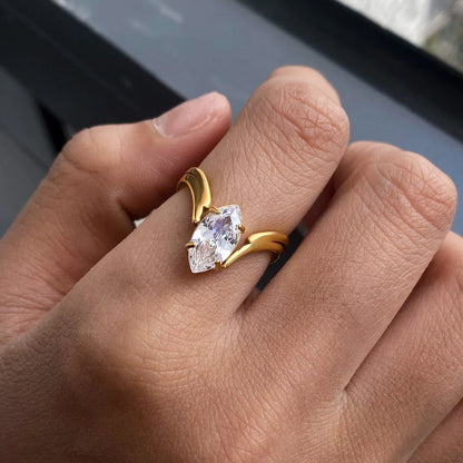 Riley Ring by Louryx