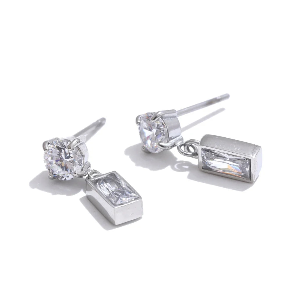 Birdie Earrings by Louryx
