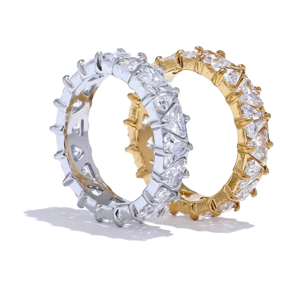 Iliana Ring by Louryx