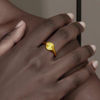 Dakota Ring by Louryx