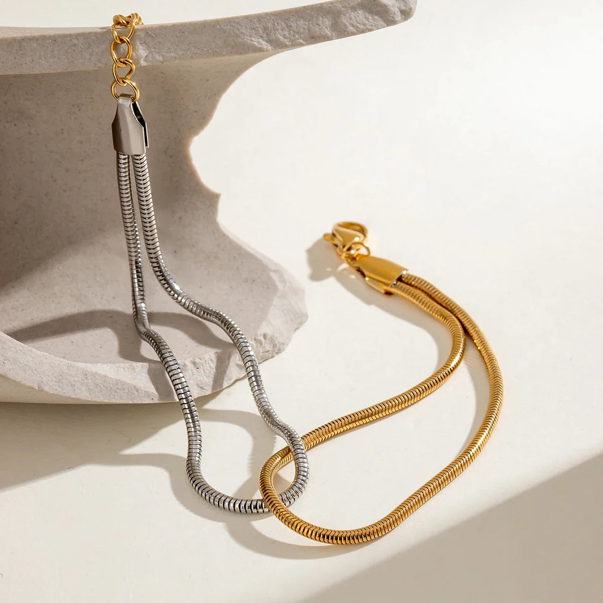 Lacey Bracelet by Louryx
