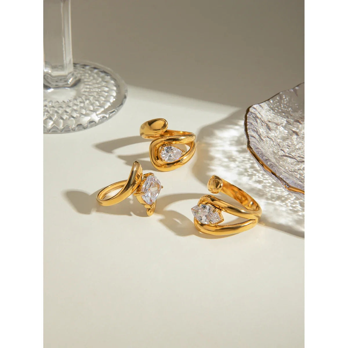 Laurel Ring by Louryx