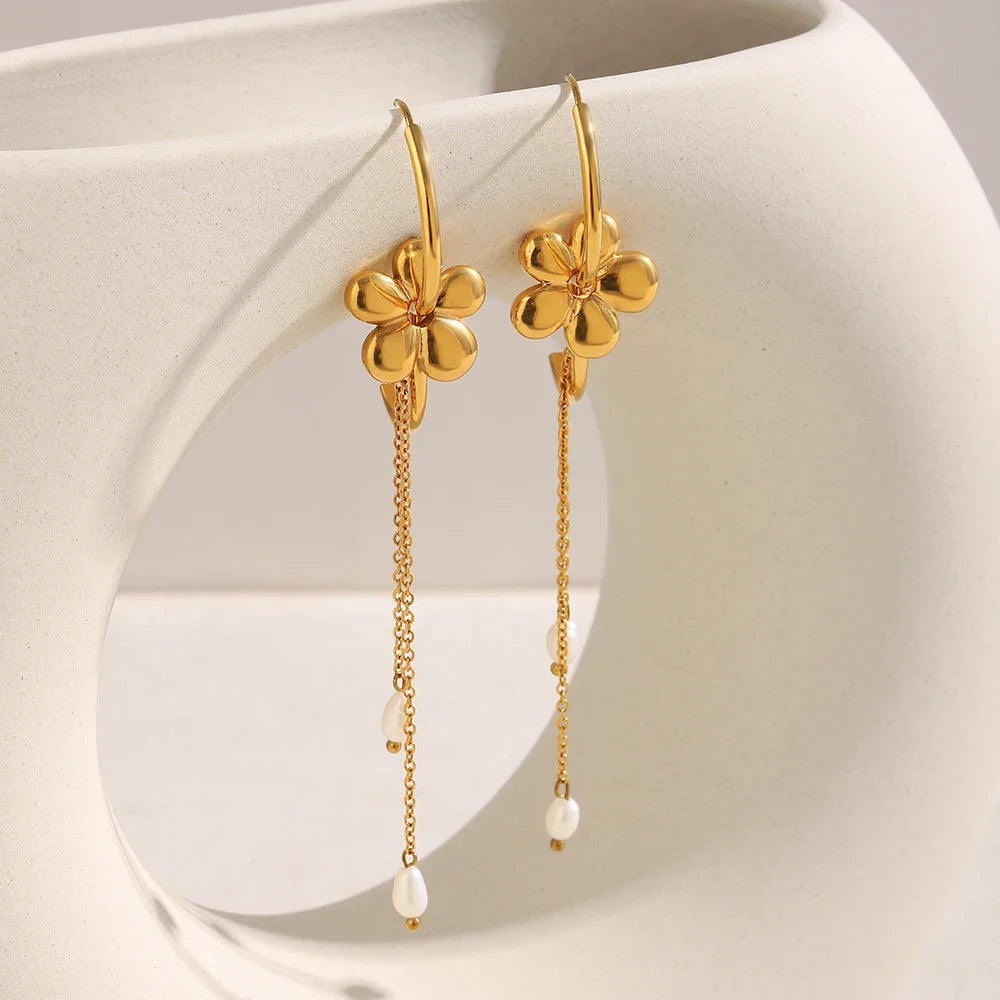 Lennon Earring by Louryx