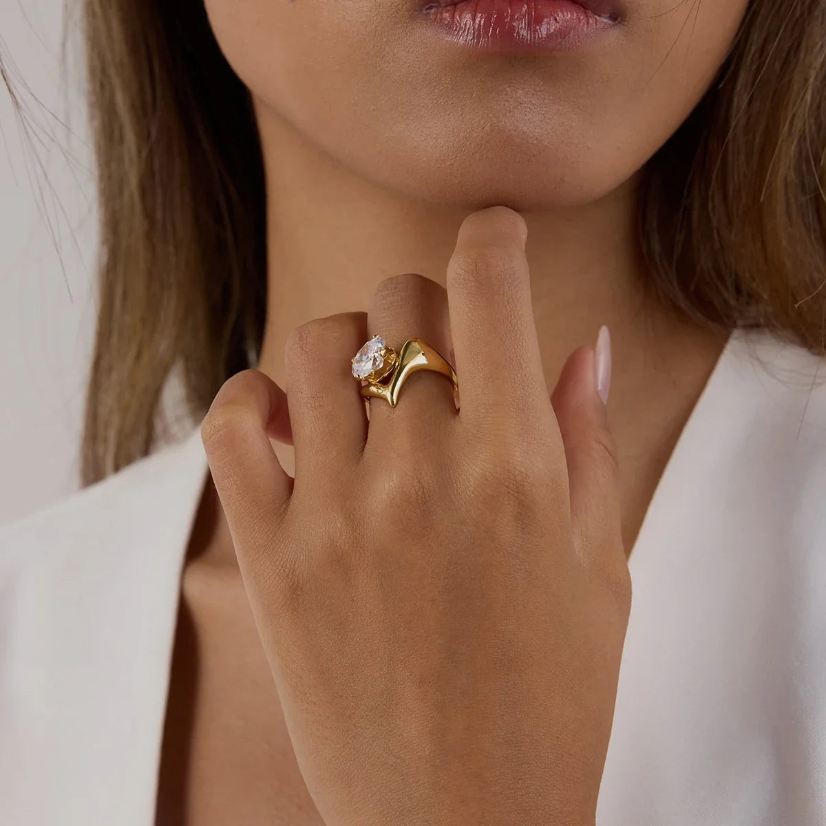 Amoura Ring by Louryx