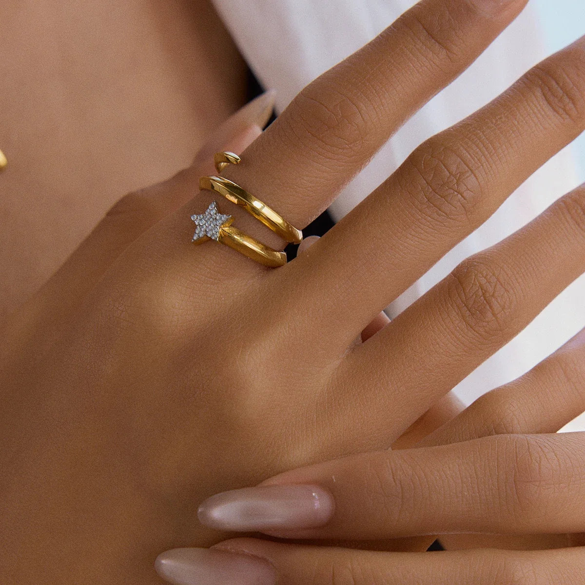 Claire Ring by Louryx