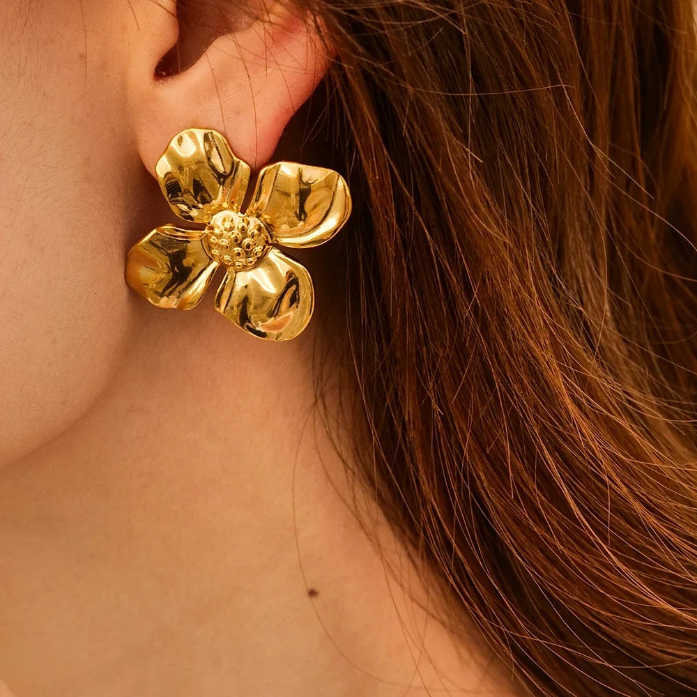 Willa Earrings by Louryx
