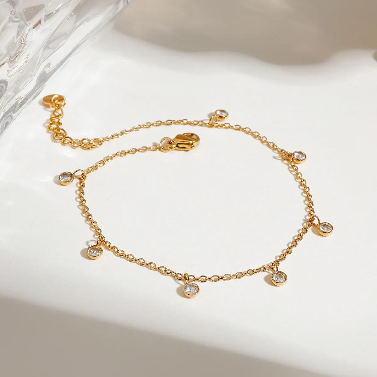 Lia Anklet by Louryx