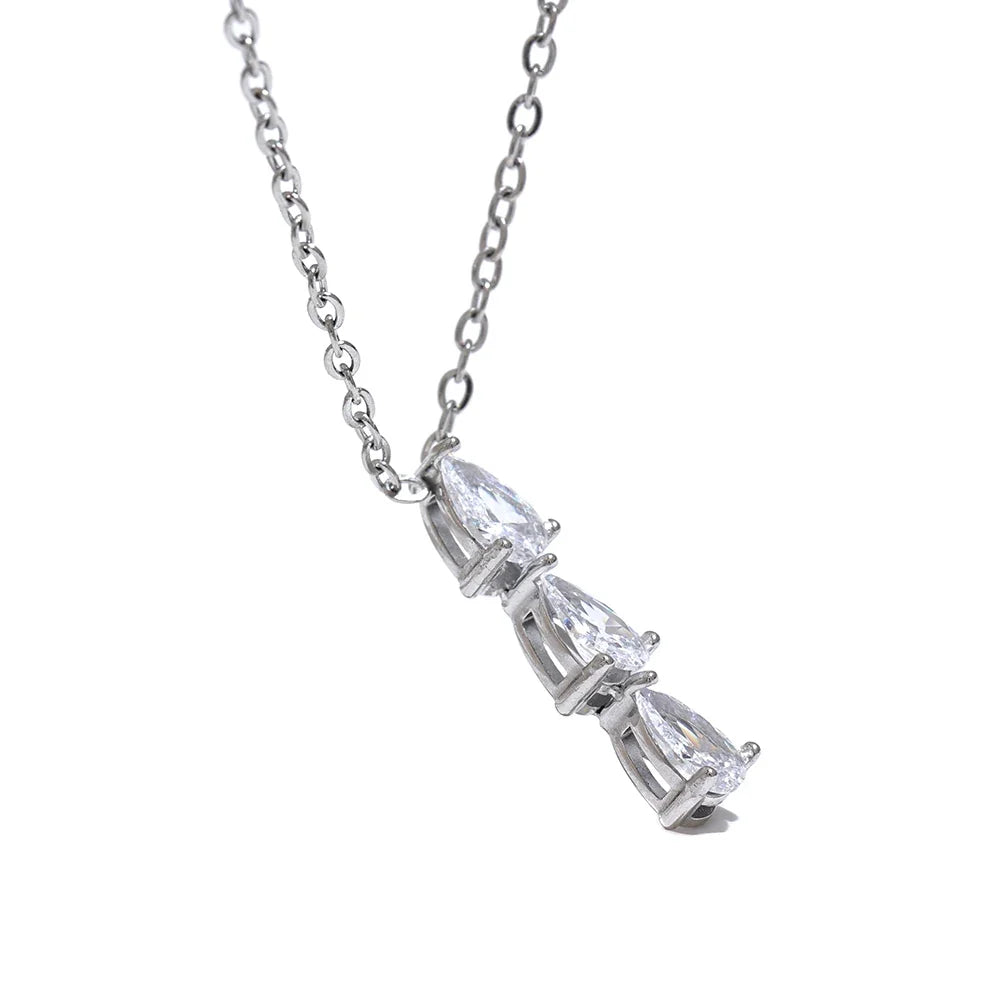 Maddie Necklace by Louryx
