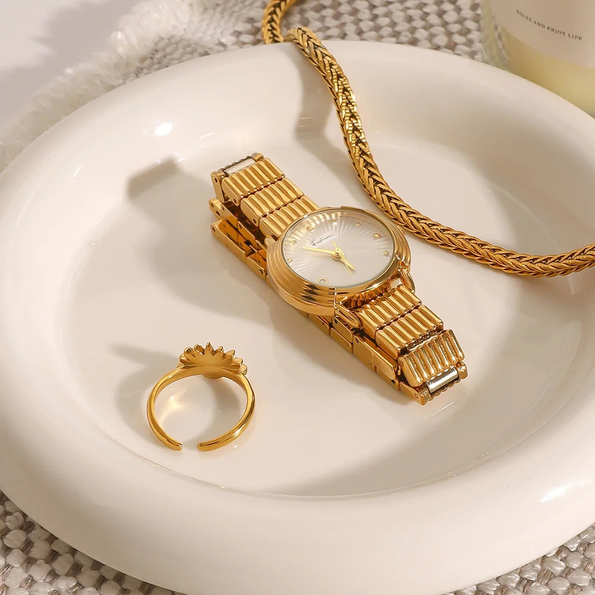 Athena Ring by Louryx
