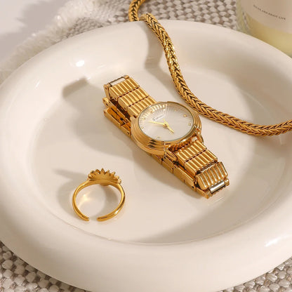 Athena Ring by Louryx