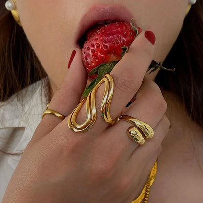 Millie Ring by Louryx