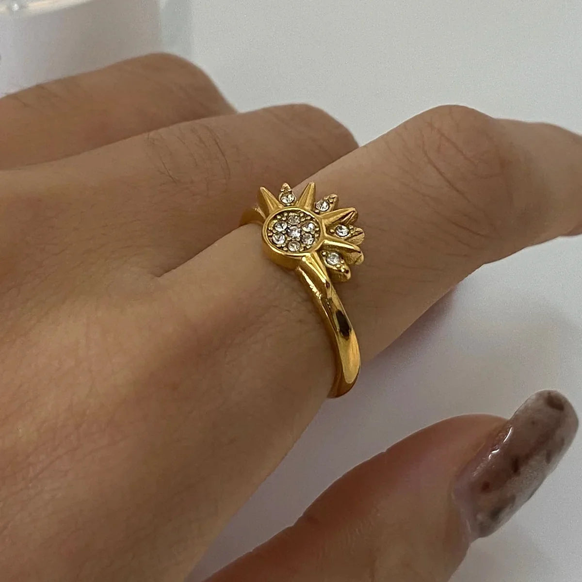 Athena Ring by Louryx