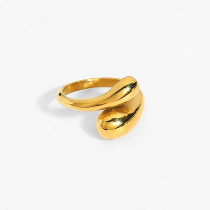 Sariyah Ring by Louryx