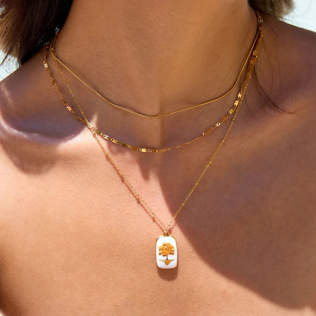 Isabel Necklace by Louryx