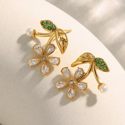 Saylor Earrings by Louryx