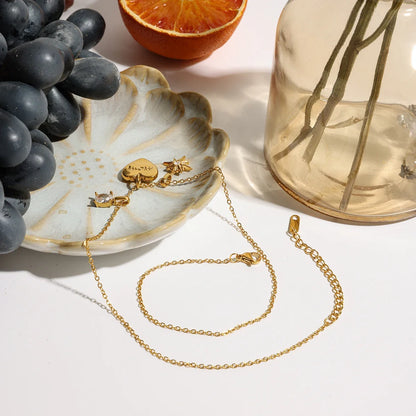 MOM Necklace by Louryx