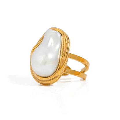 Arabella Ring by Louryx