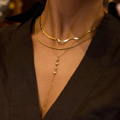Serenity Necklace by Louryx